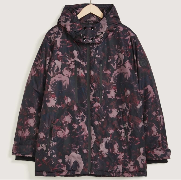 Brand New Winter Jacket - Picture 5 of 13